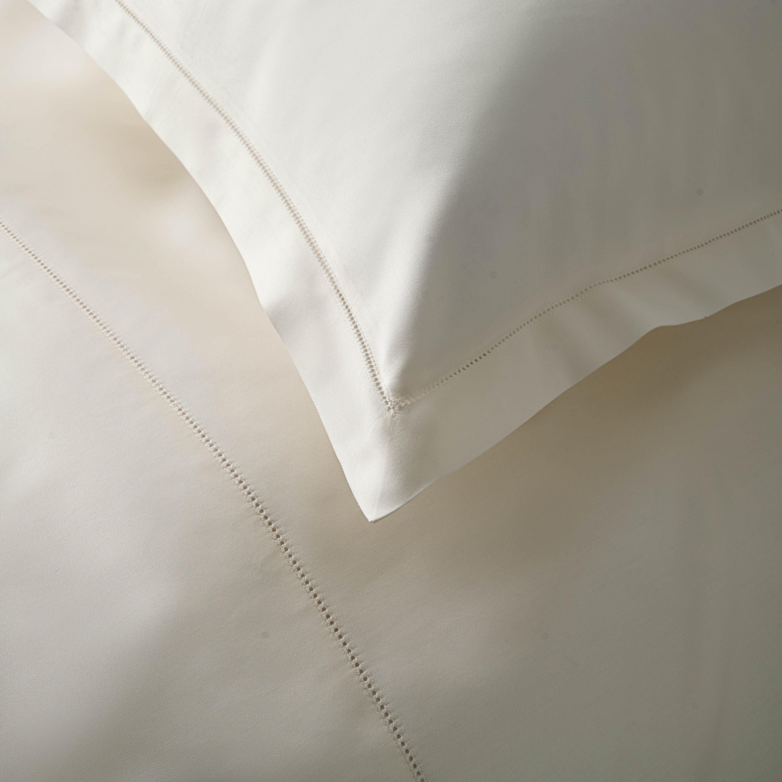 Raso Set Duvet - US | Un’Icona Senza Tempo