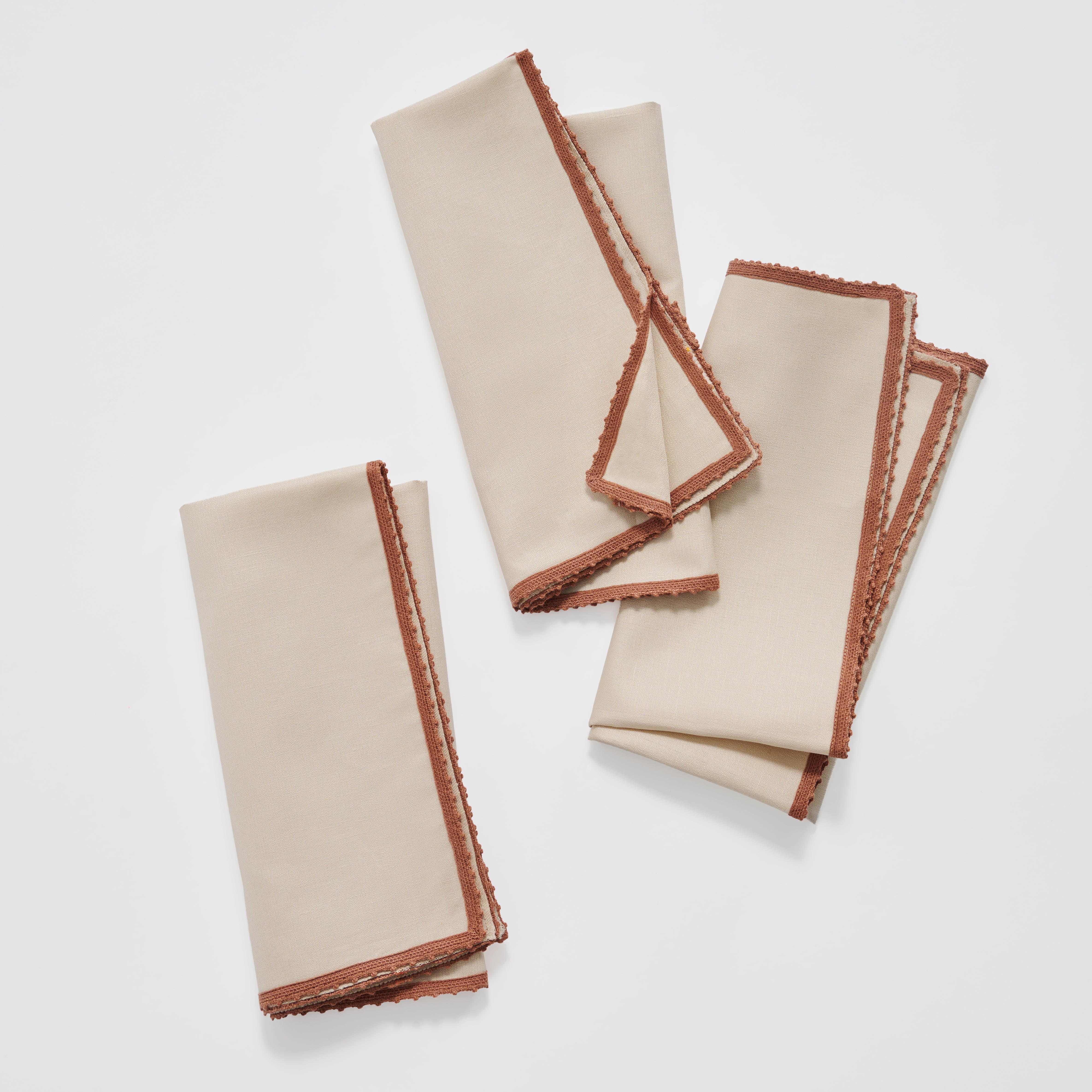Claire Napkin Set | The Harmony of Contrasts and Texture